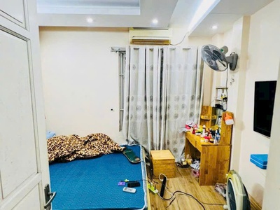 8 tỷ nhỉnh - nhà thái hà, đống đa - ngõ thông - gần phố - oto đỗ gần - 3 thoáng - nhà mới ở ngay 3