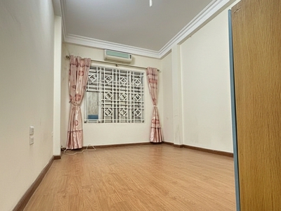 Bán nhà khuất duy tiến, thanh xuân, phân lô, ô tô, gần phố, 30m2, 8.5 tỷ ctl 3