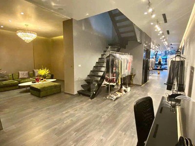 Linhhk cho thuê nhà hà trung 60m  x 3 tầng, mt 4m, có thang máy 2