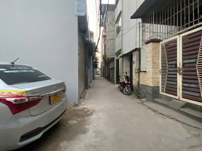 Bán nhà bắc cầu   long biên   ô tô tránh gần nhà 5.3 tỷ 2