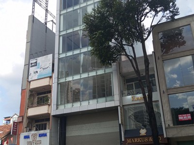 Mặt tiền 223 khánh hội, p3, quận 4   nay thuộc phường vĩnh hội 4