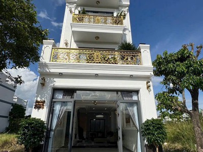  siêu phẩm  nhà 4 tầng sân thượng   - dt 80m - mt đường 8m  - khu dân cư anh tuấn đường huỳnh 0
