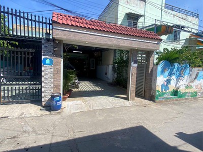 Chủ nợ bán nhà 1trệt, 1lửng gần vòng xoay Nguyễn Văn Linh, Bình Chánh Giá 855 Triệu 4