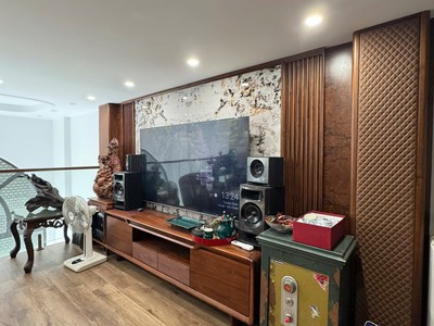 Mặt phố hồng tiến 45m2, 7 tầng vỉa hè đá bóng, dòng tiền bất chấp - nhỉnh 2x tỷ 4