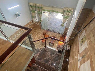 Chủ nợ bán nhà 1trệt, 1lửng gần vòng xoay Nguyễn Văn Linh, Bình Chánh Giá 855 Triệu 7