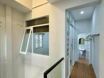 85. nhà 5 triệu 2 phòng ngủ gần công viên lưu hữu phước 4