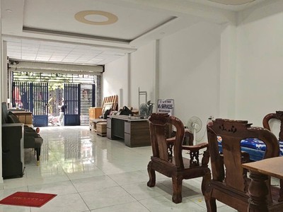Bán nhà 3 tầng 50m2 đường số 6, linh xuân, thủ đức, tp hcm. giá 4,95 tỷ, sổ hồng chính chủ. 0