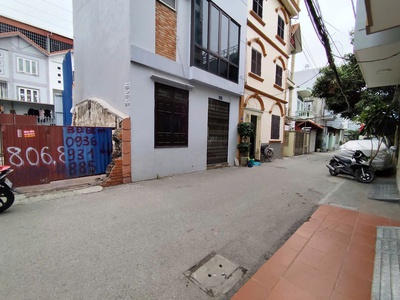 Bán đất mặt ngõ số 1 trại lẻ - 69m, mặt tiền 5m, ngõ 5m, giá 4.45 tỉ 1