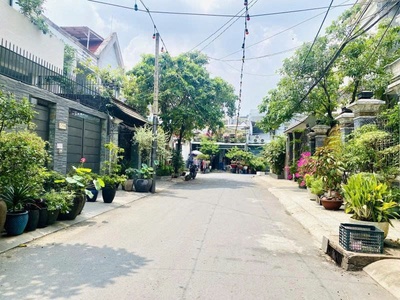 Bán nhà biệt thự  hẻm 8m lê văn thọ - gần cv làng hoa, 12x17m, 5 tầng, 6pn, 30,9 tỷ. 0