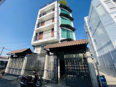 Nhà 5 tầng đường 10 tam bình 10.5 tỷ 0