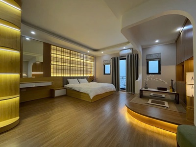 Thạch bàn, ngọc trì  dt 45m - mt 5,5m xây 5 tầng lô góc siêu siêu đẹp  hơn 9 tỷ cho có 1