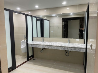 Cho thuê mặt bằng mặt phố ngô gia tự   diện tích lớn 3