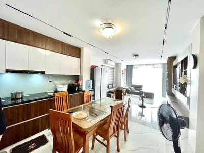 Bán nhà thịnh hào đống đa lô góc 7 tầng thang máy kinh doanh đỉnh 2