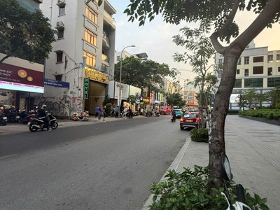 Bán nhà mặt tiền nguyễn trãi -- quận 1 4