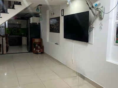 Nhà 4 tầng - khu cao cấp - ôtô đậu cửa  hoàng diệu 2 - linh chiểu 1