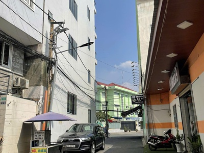 Nhà 4 tầng - khu cao cấp - ôtô đậu cửa  hoàng diệu 2 - linh chiểu 4