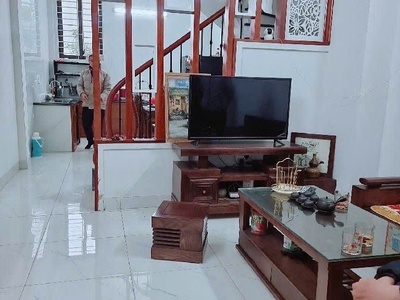 Bán nhà gia quất long biên, oto đỗ cổng,dân xây,ngõ nông,nở hậu,58m nhỉnh 9 tỷ 0