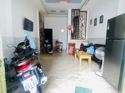 Nhà mới đón tết lk 4-5 ngay chợ bình thành giáp tân phú hẻm 6m thông 40m2,2tầng 3 tỷ 9 3