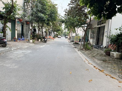 Bán Đất Tái Định Cư Trâu Quỳ 40m2: Đường Bàn Cờ, View Thoáng, Ngay Sát Trung Tâm Hành Chính Gia Lâm 0