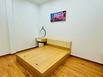 Nhỉnh 3 tỷ bán nhà 4 tầng long lanh ngõ 160 đường hoàng mai 2