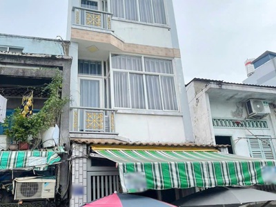 Nhà  mt đường  ụ cây p10 q8, giá : 4.55 tỷ  tl 0