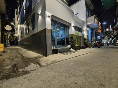 Siêu phẩm 14 chdv cao thắng quận 10-góc 3 mặt thoáng   4 tầng mới toanh-tt. 92tr/th 1