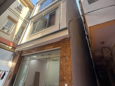 Căn hộ dv trung tâm cầu giấy - 09 phòng kk full nội thất   cực hiếm dễ chốt   48,3m2 1