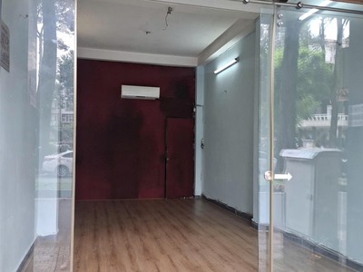 Cho thuê mặt bằng đường nguyễn chí thanh, phường vườn lài  q.10 1
