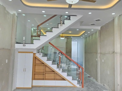 Chỉ 2 tỷ xíu SHR nhà 1 lầu 4,5mx25m full nội thất mỹ hạnh nam giáp cầu lớn 4