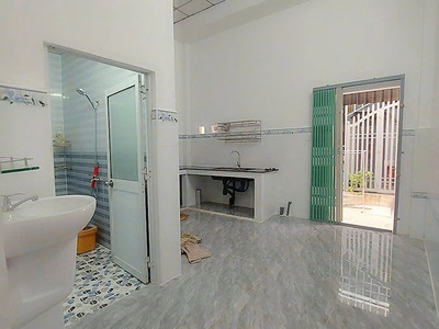 83. nhà 5 triệu 2 phòng ngủ sâu lưng bệnh viện đa khoa trung ương 4