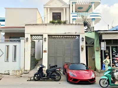  mặt tiền kinh doanh đỉnh   giá rẻ như hẻm  0