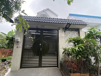 Nhà phố 3 tầng btct   148m   5 30    gần chợ hóc môn. 1