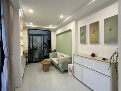 Bán nhà mặt phố tăng nhơn phú a, thủ đức, tp hcm. dt 74m2, 4 tầng, 5 phòng ngủ, sổ hồng, giá 8.4 2