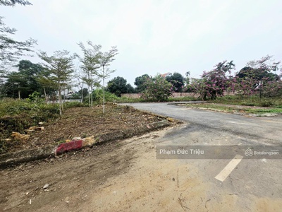 Chính chủ bán lô góc hoa hậu 61m2 hơn 2 tỷ đẹp nhất khu 200 lô lk cổ đông - sơn tây 4