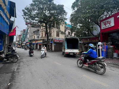 Chính chủ cho thuê mặt bằng kinh doang tại 351 hoàng công chất 4