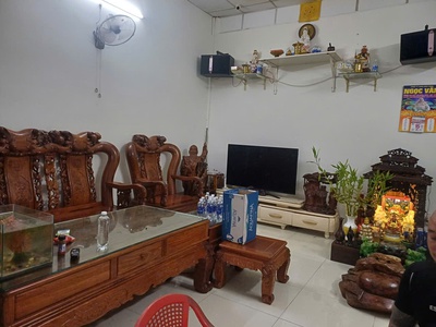 Lê thanh nghị sát núi thành 30/4 đường 10,5m vỉa hè 20m 4 ô tô đậu cửa 3