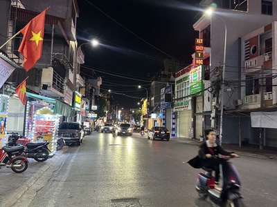 Bán đất mặt đường ngô gia tự - 132m - gần tđc sao sáng - giá 13.5 tỉ 0