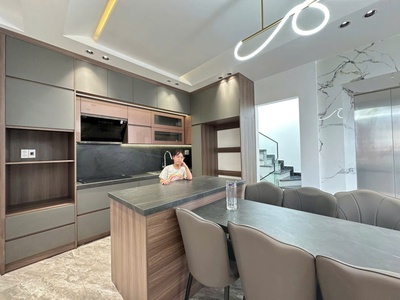 Bán nhà mặt ngõ tuyến 2 thiên lôi - 58m 5 tầng, thang máy, 11.5 tỉ, gần aeon 2