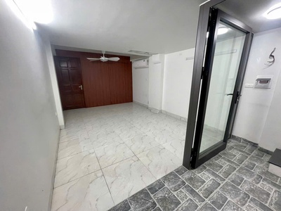 Cho thuê mặt bằng kinh doanh   vị trí đẹp, đông dân cư 4