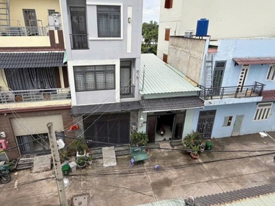 Bán nhà thạnh lộc 13  giảm 400 triệu còn 5,45 tỷ tới 60m2. tặng full nội thất cao cấp , máy nlmt, 3 1