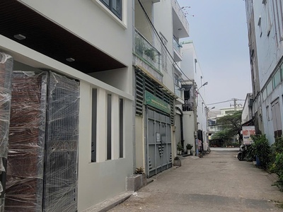 Hiếm chủ ngộp bán đất hẻm xe tải phạm văn đồng - f linh tây 2