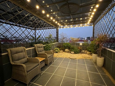 Siêu hiếm phân khúc hơn 8 tỷ có thang máy, oto vào tận nhà  thạch bàn lung linh  full nội thất về ở 4