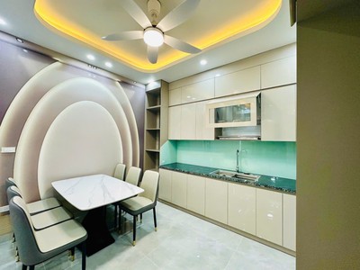 Bán căn nhà 4 tầng ngõ phố Nguyễn Trãi, ph Thành Đông, TP HP, 45m2, mt 4.1m, lô góc, gara 2