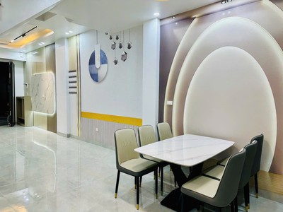 Bán căn nhà 4 tầng ngõ phố Nguyễn Trãi, ph Thành Đông, TP HP, 45m2, mt 4.1m, lô góc, gara 3