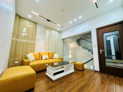 Bán căn nhà 4 tầng ngõ phố Nguyễn Trãi, ph Thành Đông, TP HP, 45m2, mt 4.1m, lô góc, gara 5