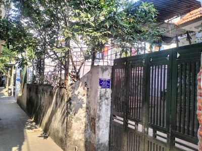 Giá đầu tư bán 200M nguyễn khoái tặng nhà ngõ thông hoàng mai 1