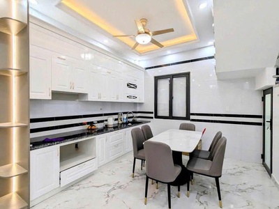 Oto vào nhà, xây mới tại Phương Lưu- Đông Hải 1