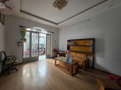 Bán nhà đường 297, phước long b, quận thủ đức, tp hcm. dt 100m2, một trệt,  giá 6,5 tỷ, sổ hồng. 0