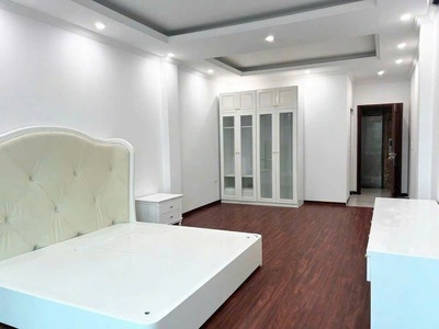 Nhà mới tinh   tây mỗ  gần chợ sáng đại mỗ ô tô đỗ cổng 3