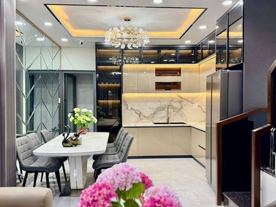  cần bán nhà ăn tết - chính chủ bán nhà mặt tiền hẻm xe hơi nguyễn thị thập   quận 7  2